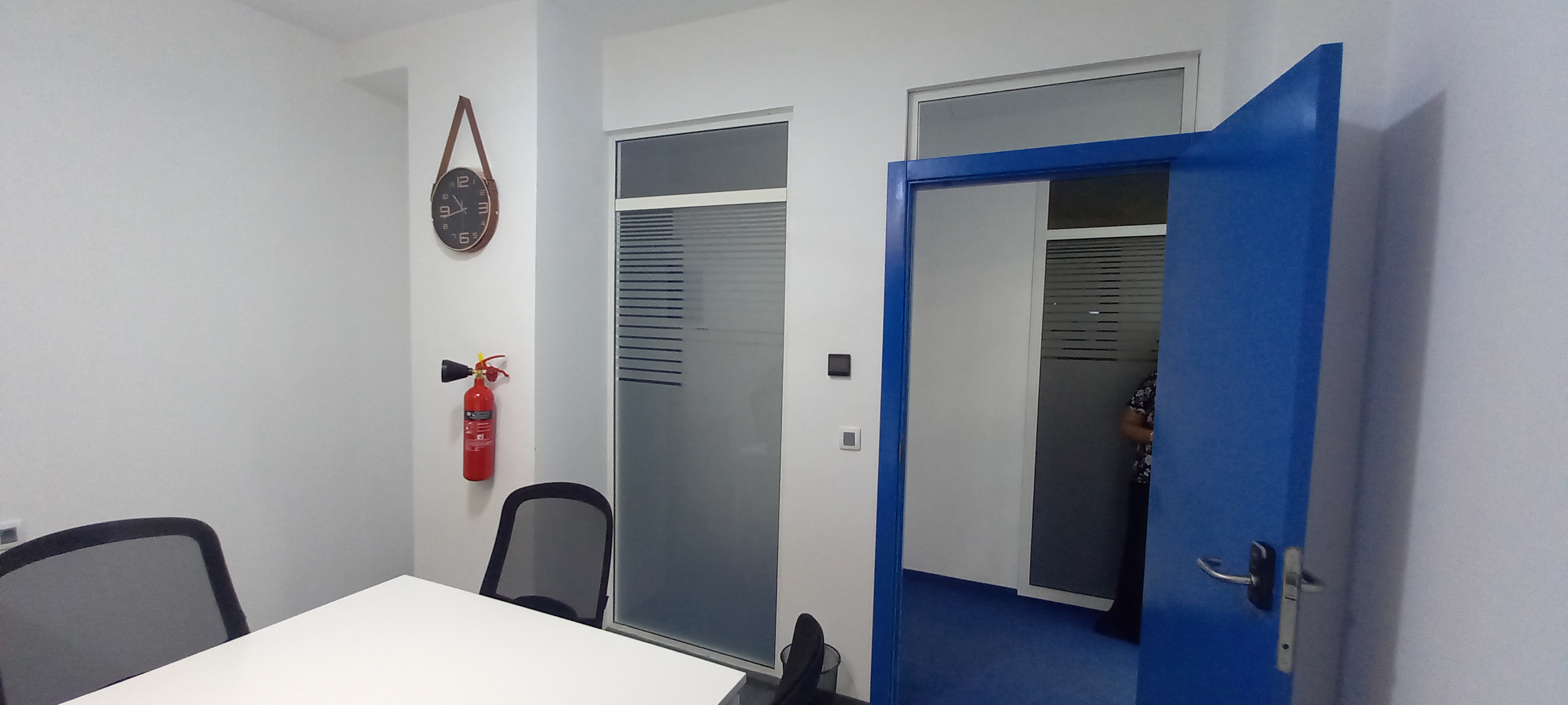 APPEL À MANIFESTATION D'INTÉRÊT (AMI)Acquisition d'un Centre d'affaire - Sidi Bernoussi · photo 2 sur 8